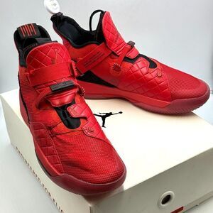 Air Jordan 33 'University Red'